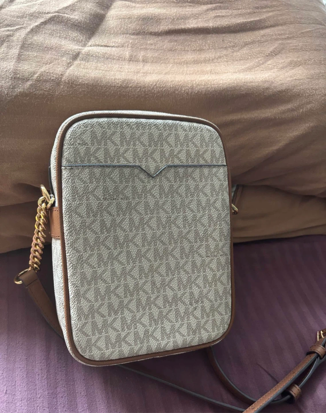 Michael Kors Crossbody Bag - photo 3