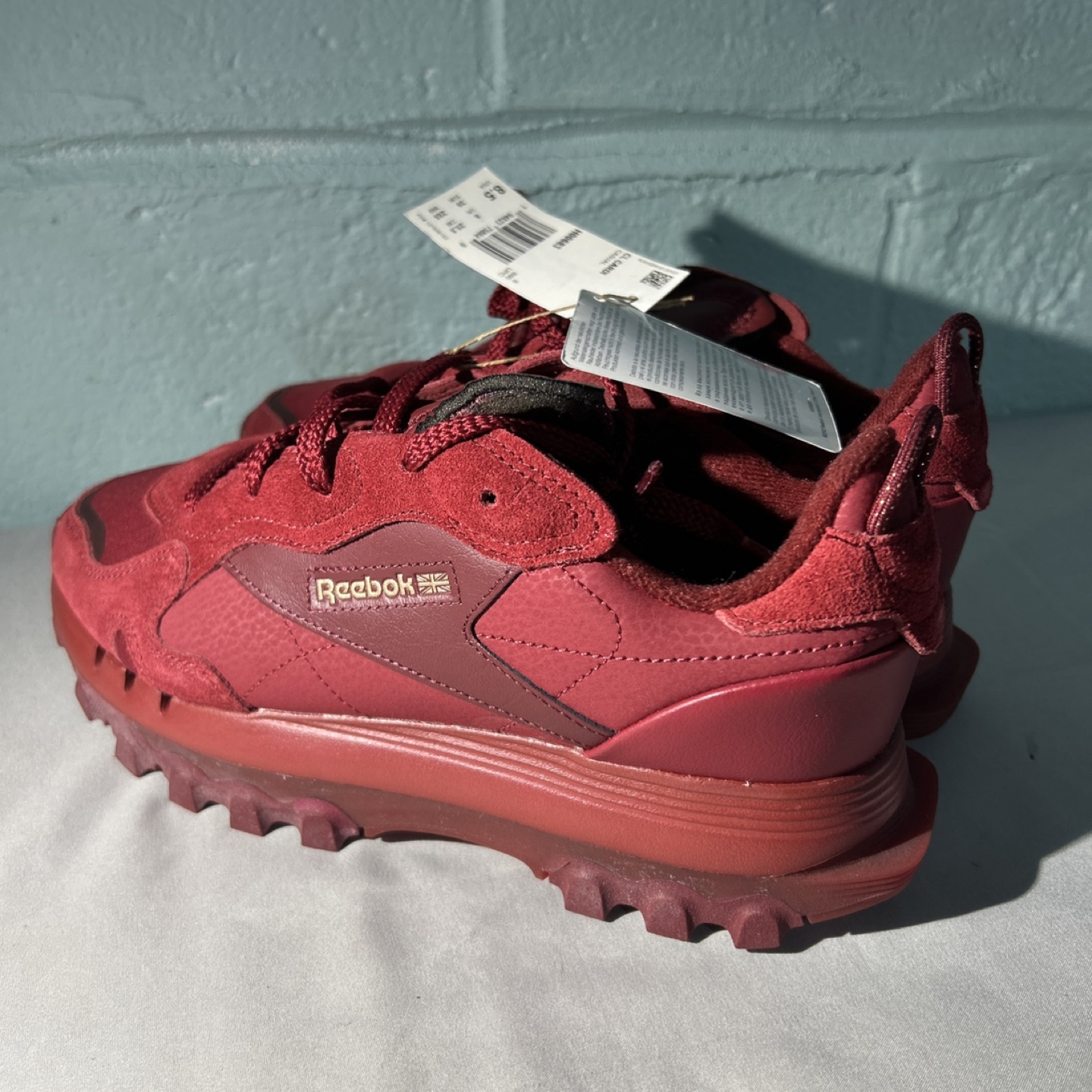 Reebok Burgundy Suede Sneakers - photo 2