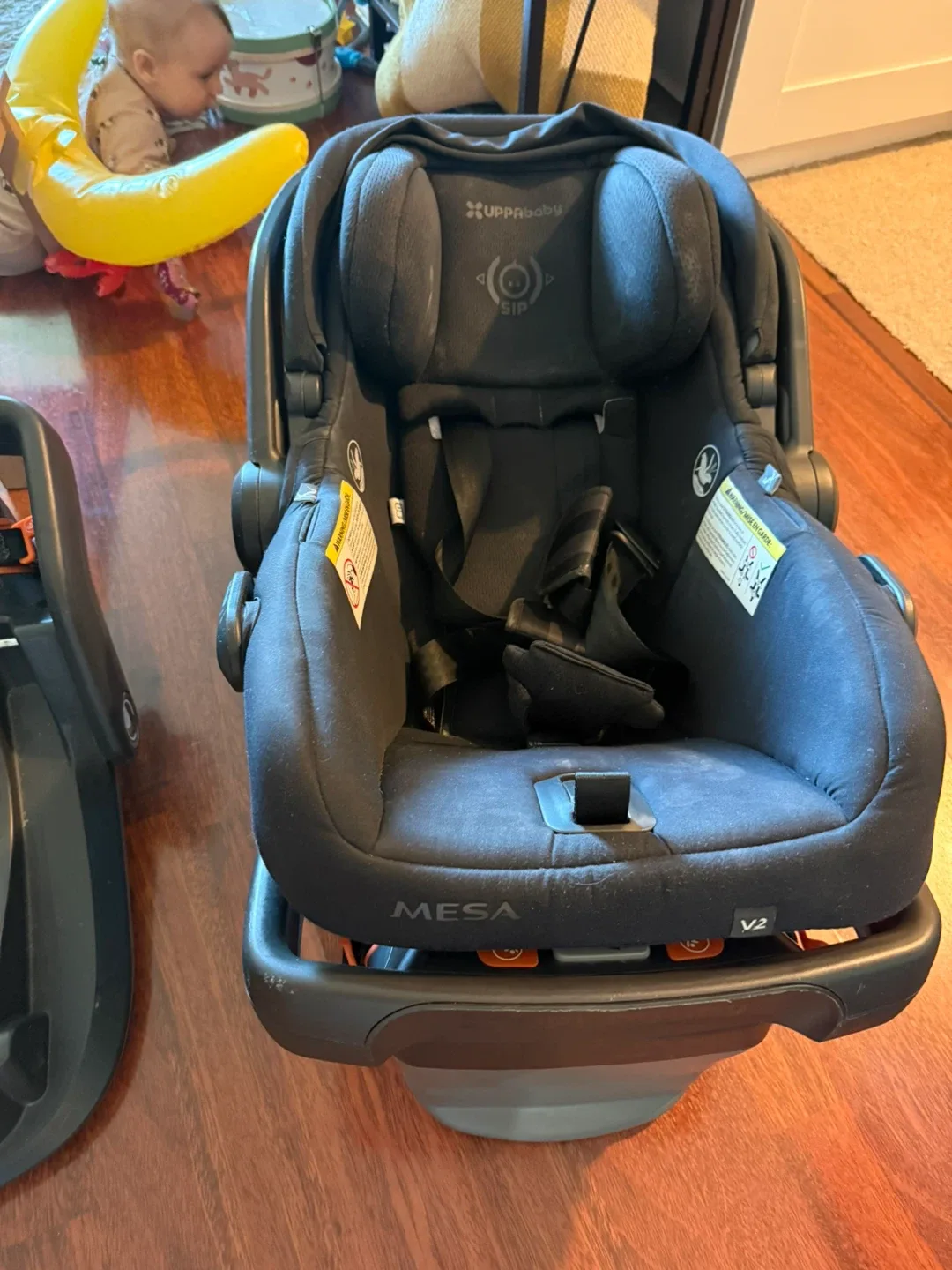 UPPAbaby MESA V2 Infant Car Seat - Black