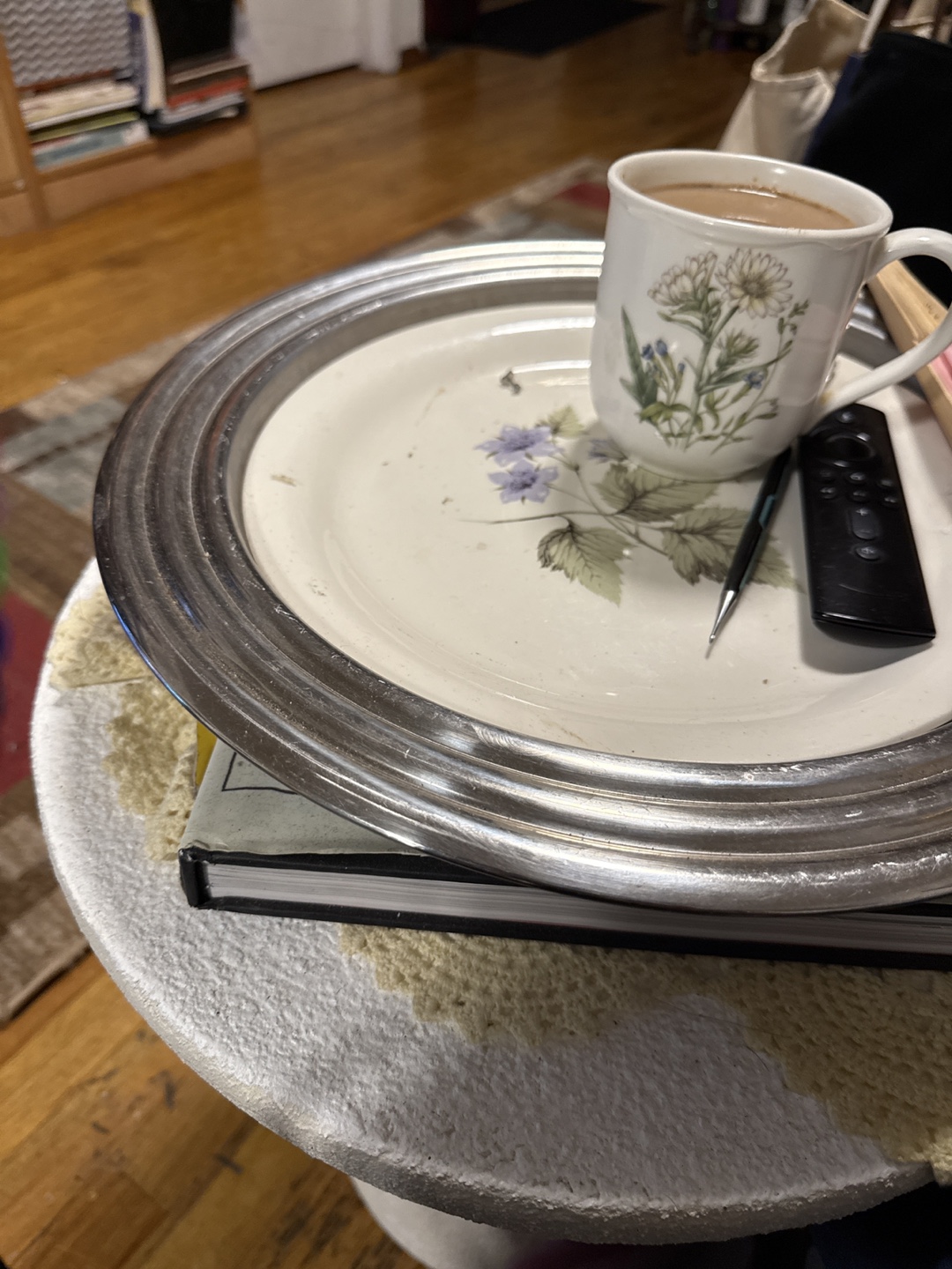 Unique White Pedestal Side Table with Metal Tray - photo 5