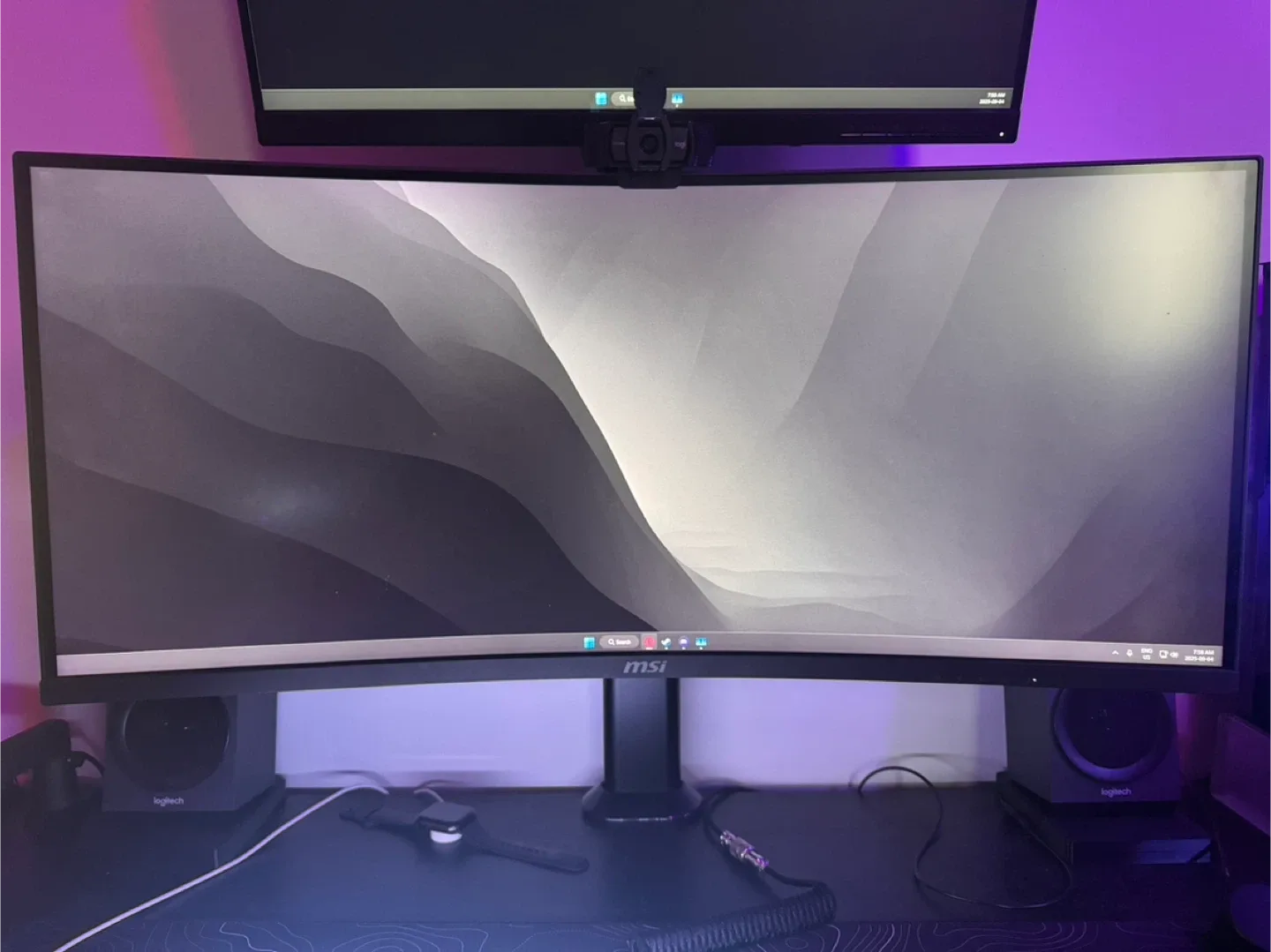 MSI Optix MAG342CQR 34 inch Curved Gaming Monitor thumbnail
