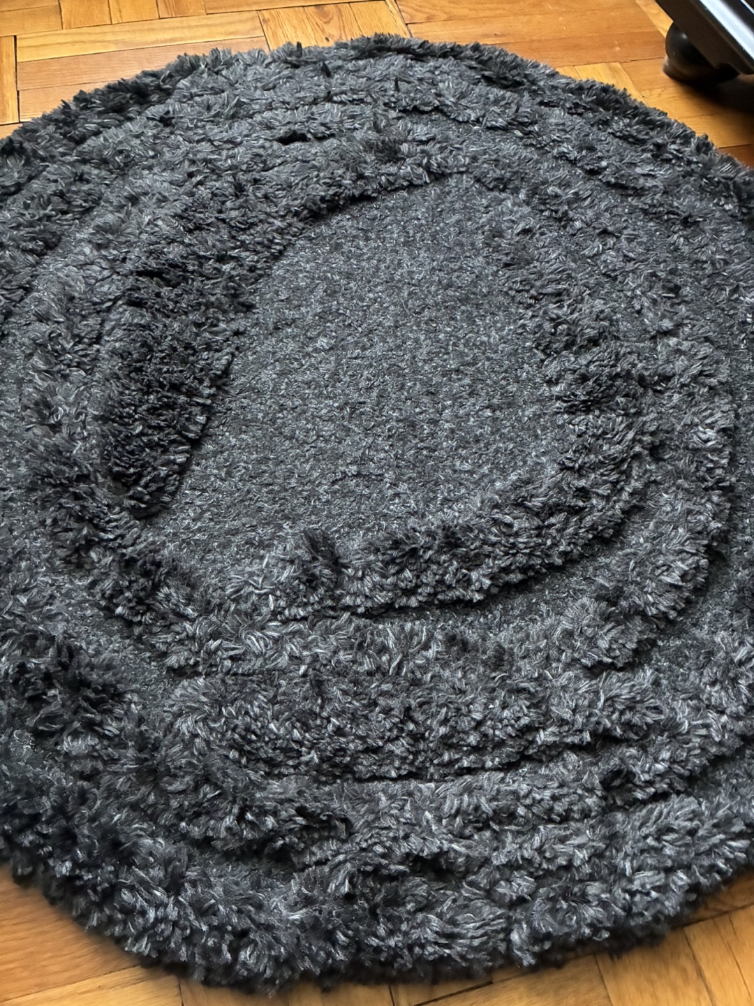 Charcoal Gray Round Shag Rug - photo 2