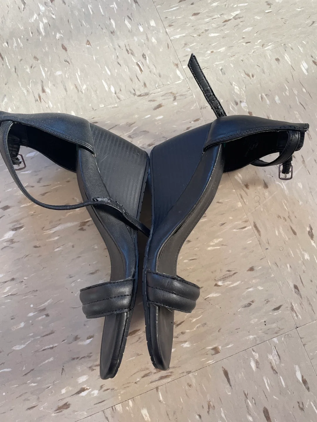 Black Wedge Heels image indicator(3)