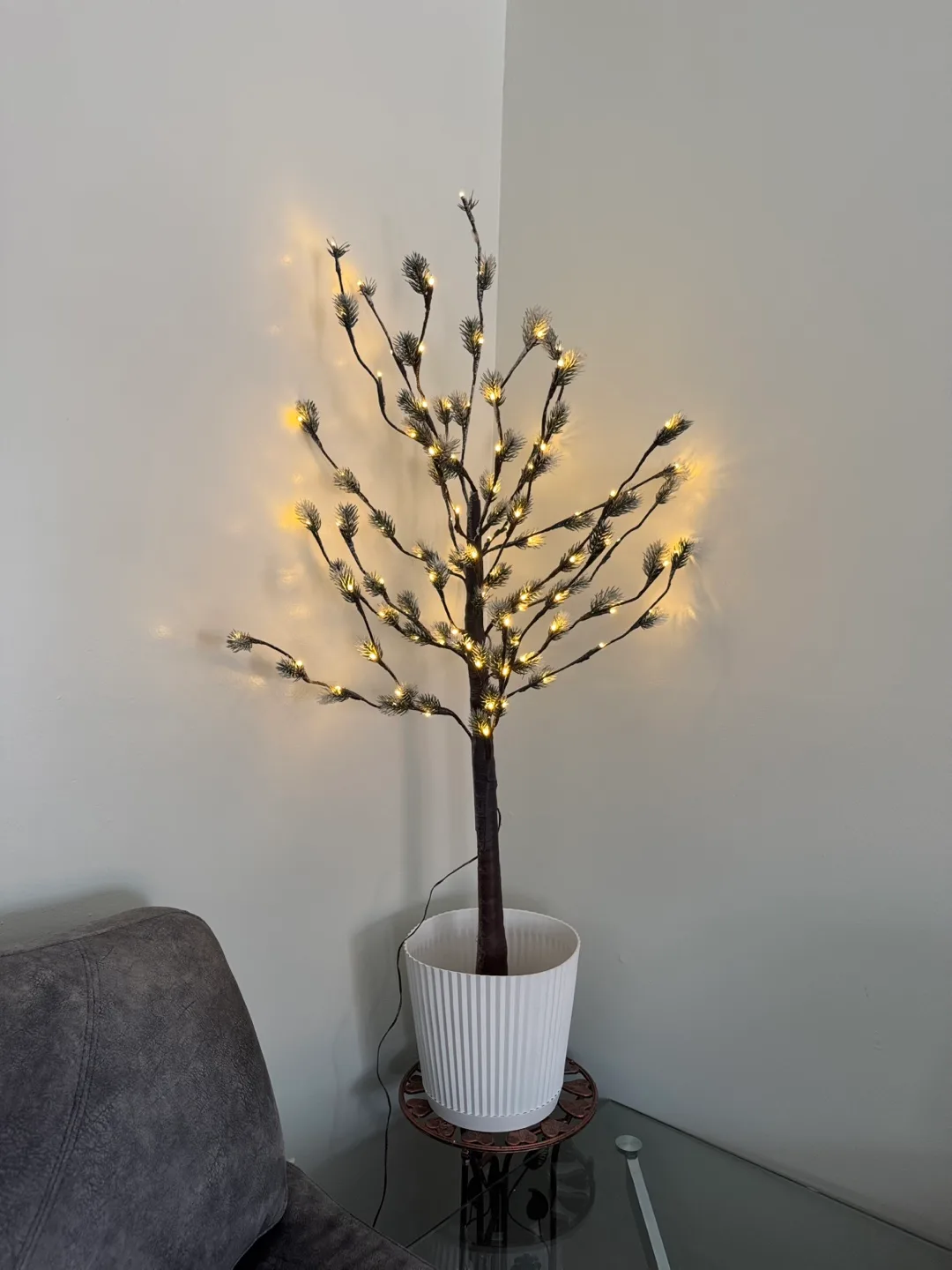 Decorative LED Tree 🥕 image indicator(3)