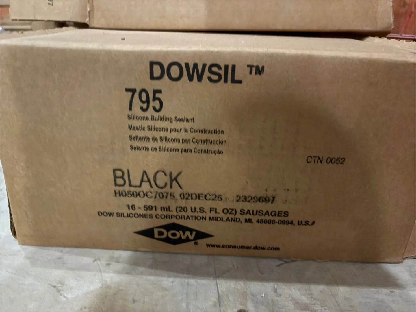 Dowsil 795 Silicone Sealant - Black thumbnail