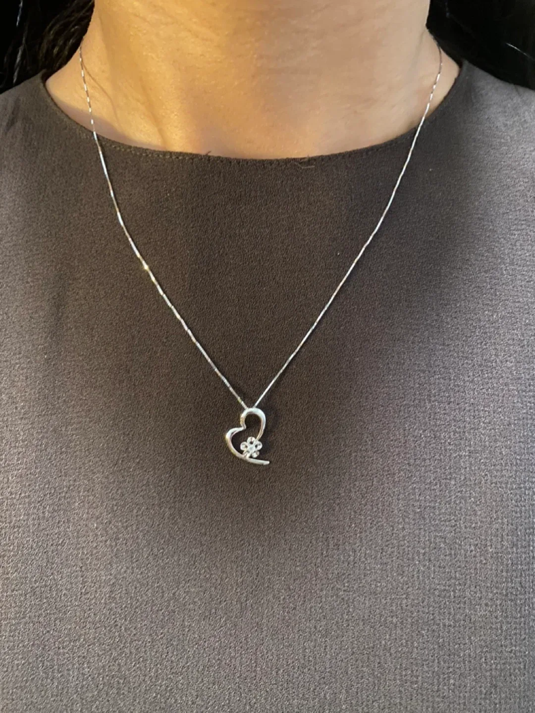 18k White Gold Necklace with Diamond thumbnail