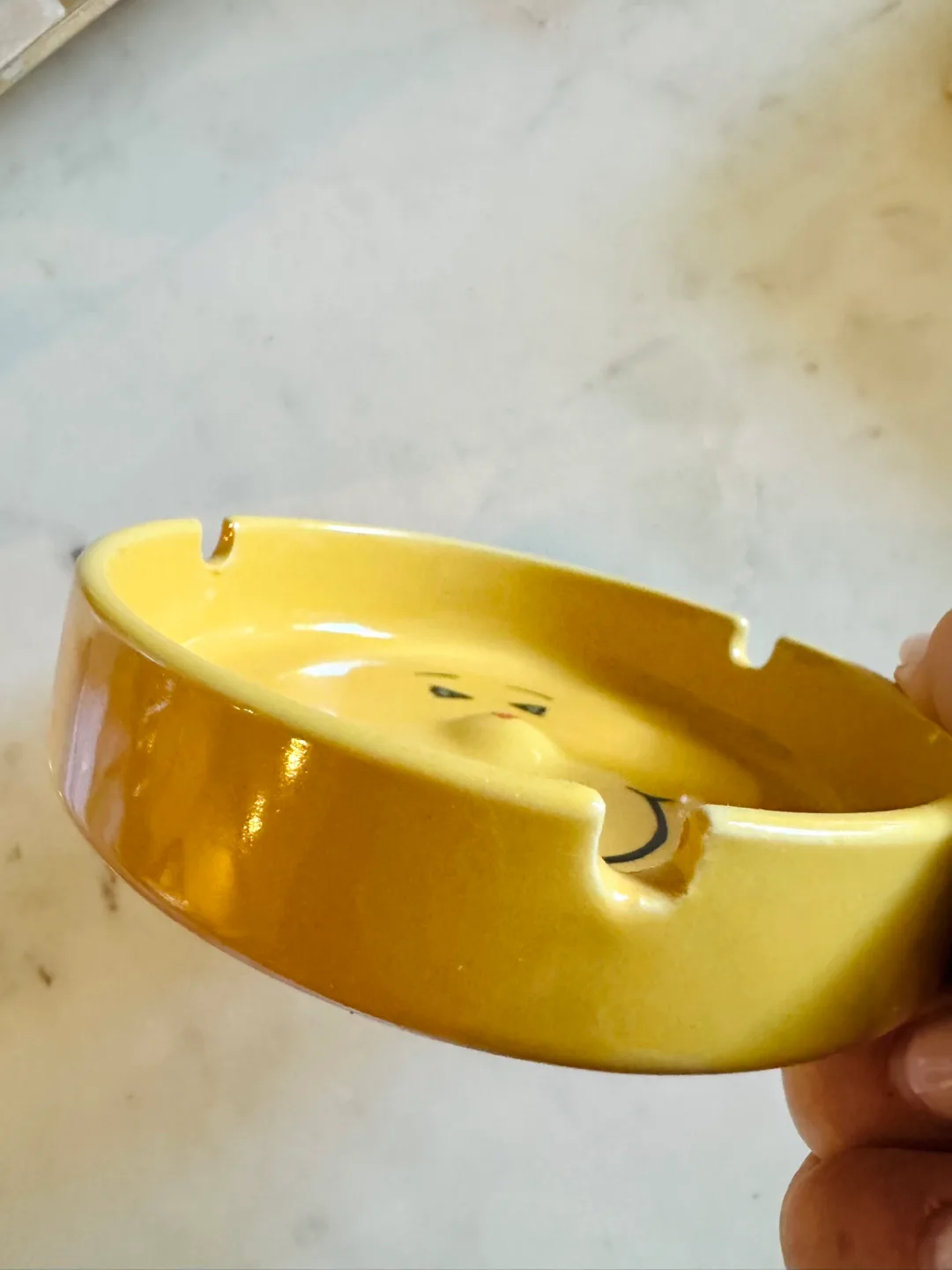 Vintage Ashtray with Face Design: Yellow Ceramic image indicator(4)