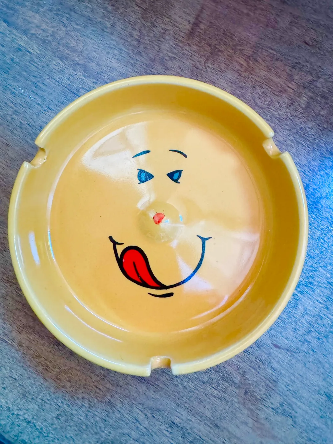 Vintage Ashtray with Face Design: Yellow Ceramic thumbnail