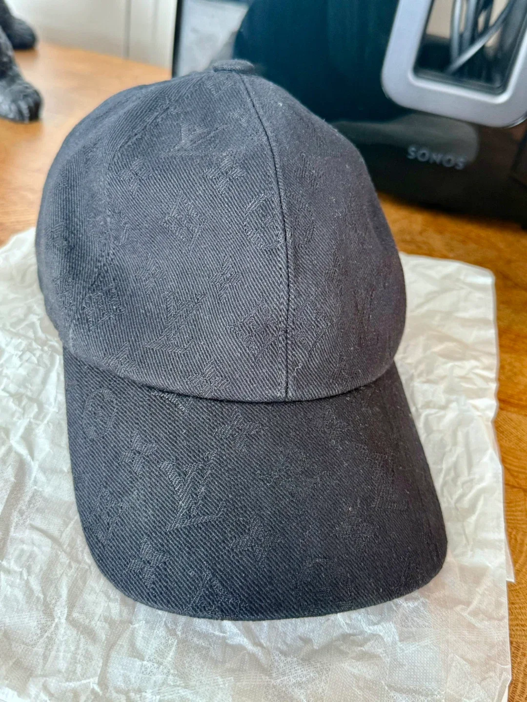 LOUIS VUITTON Monogram Essential Cap thumbnail