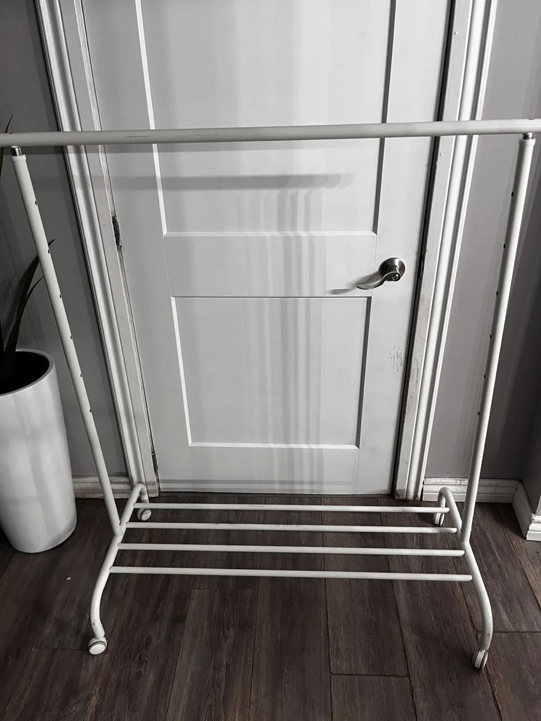 IKEA Rigga clothes rack 🥕 thumbnail