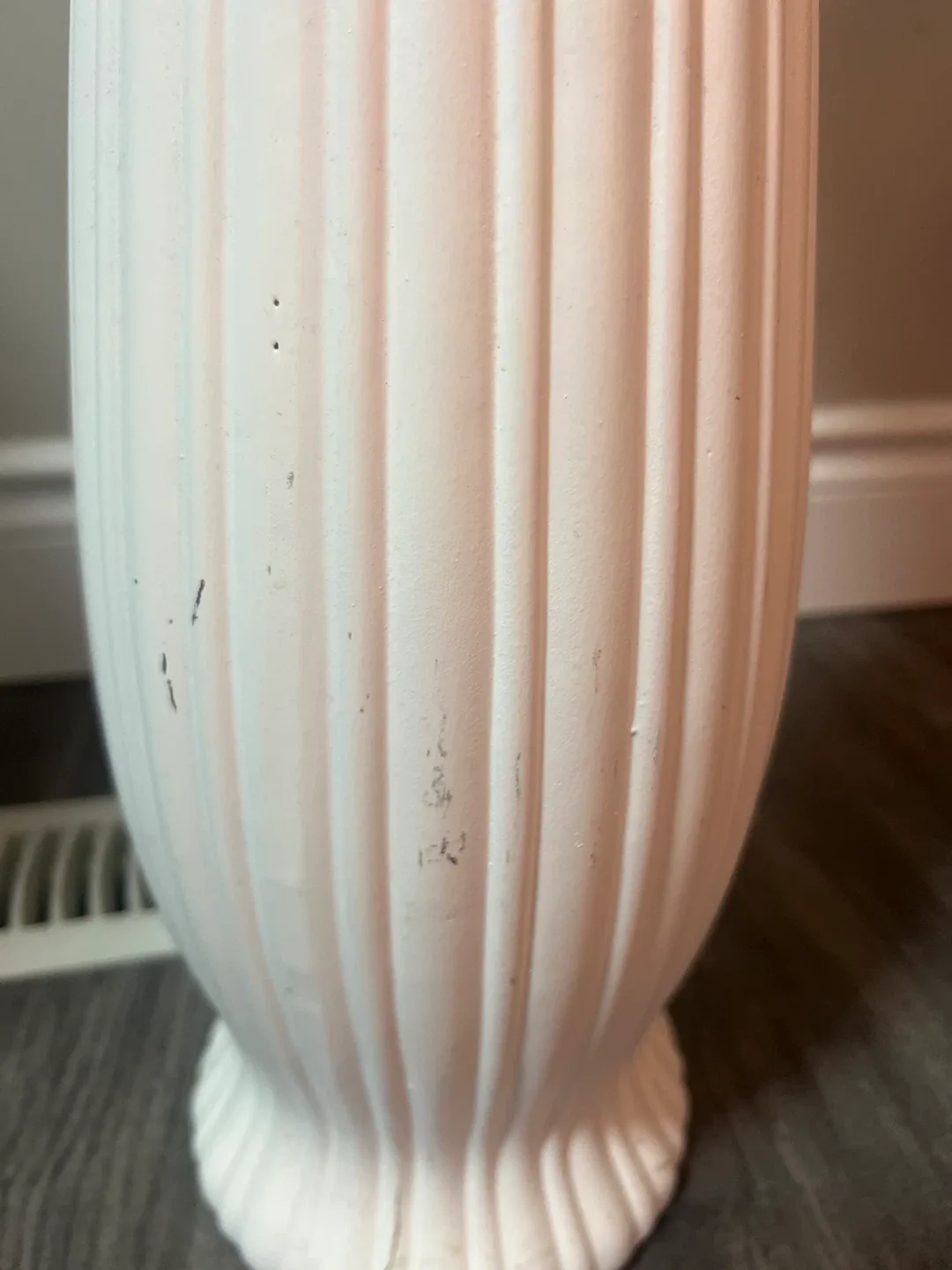 🥕White Tall Vase🥕 image indicator(2)