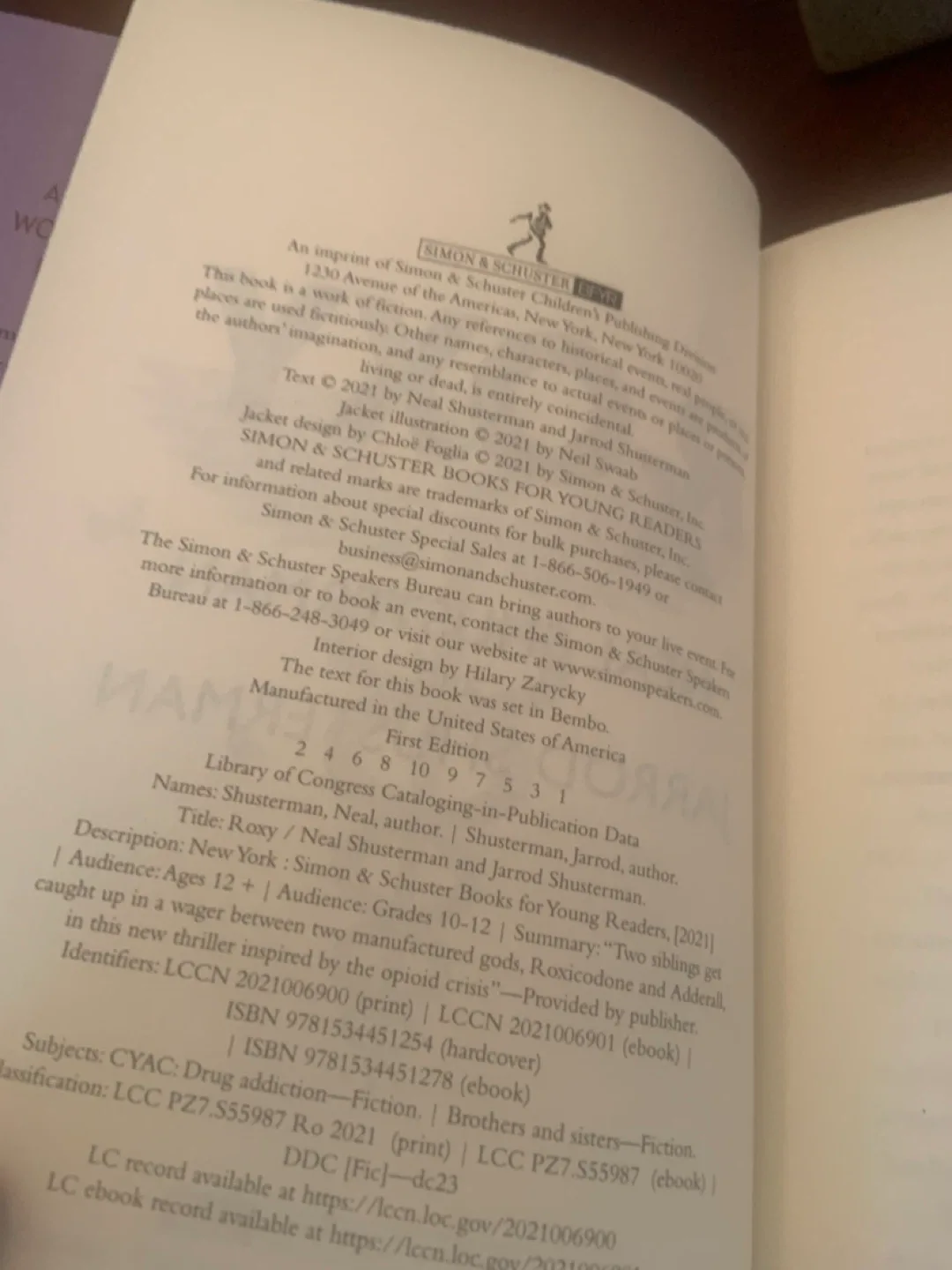 Roxy by Neal Shusterman & Jarrod Shusterman image indicator(3)