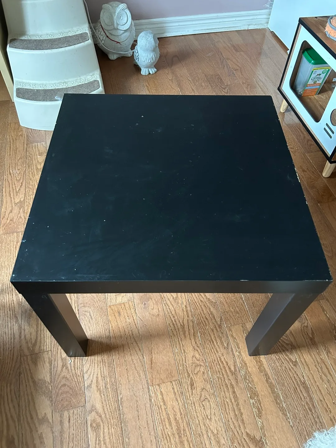 Black Side Table image indicator(2)