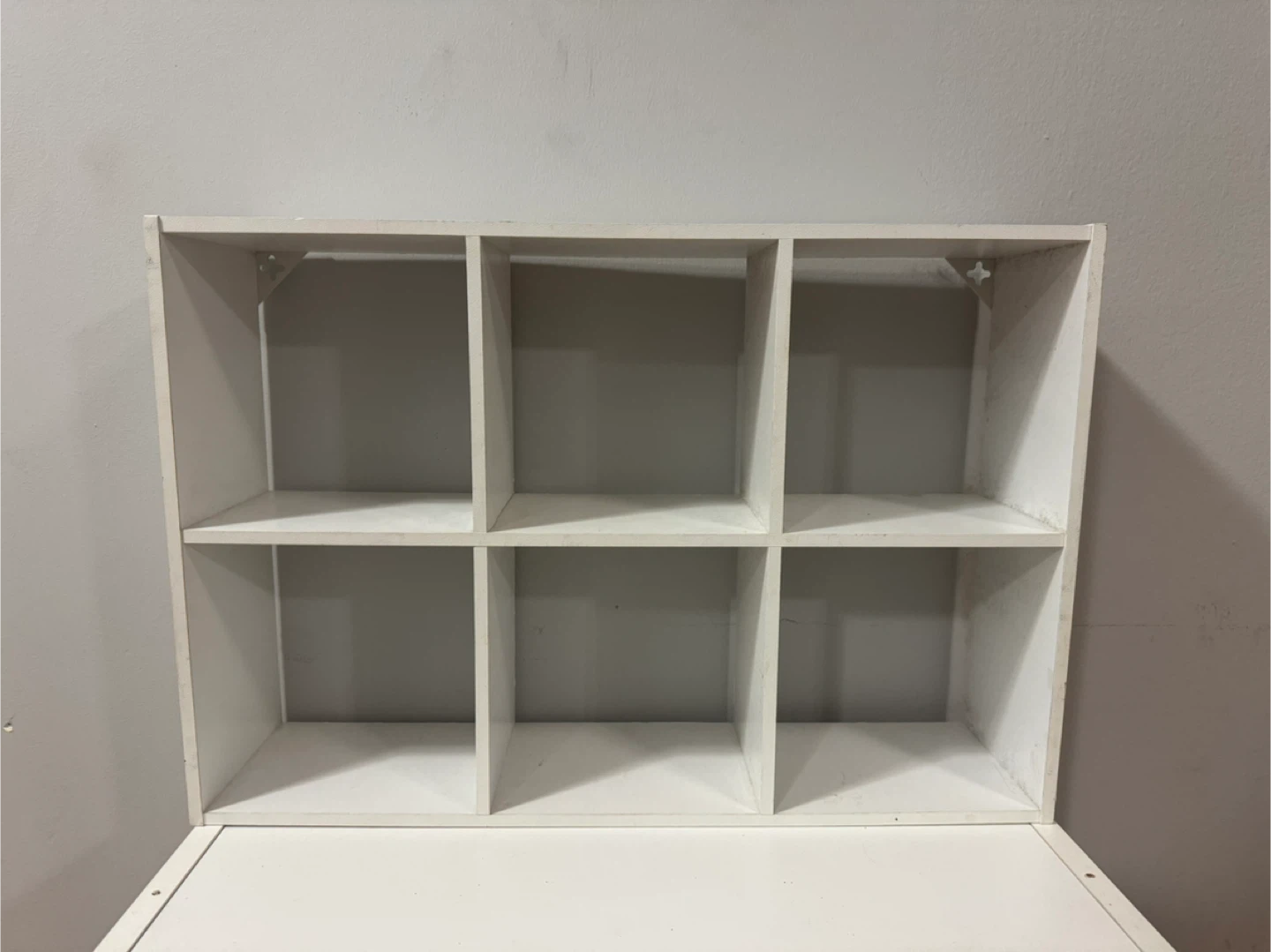 White 6-Cube Storage Shelf
