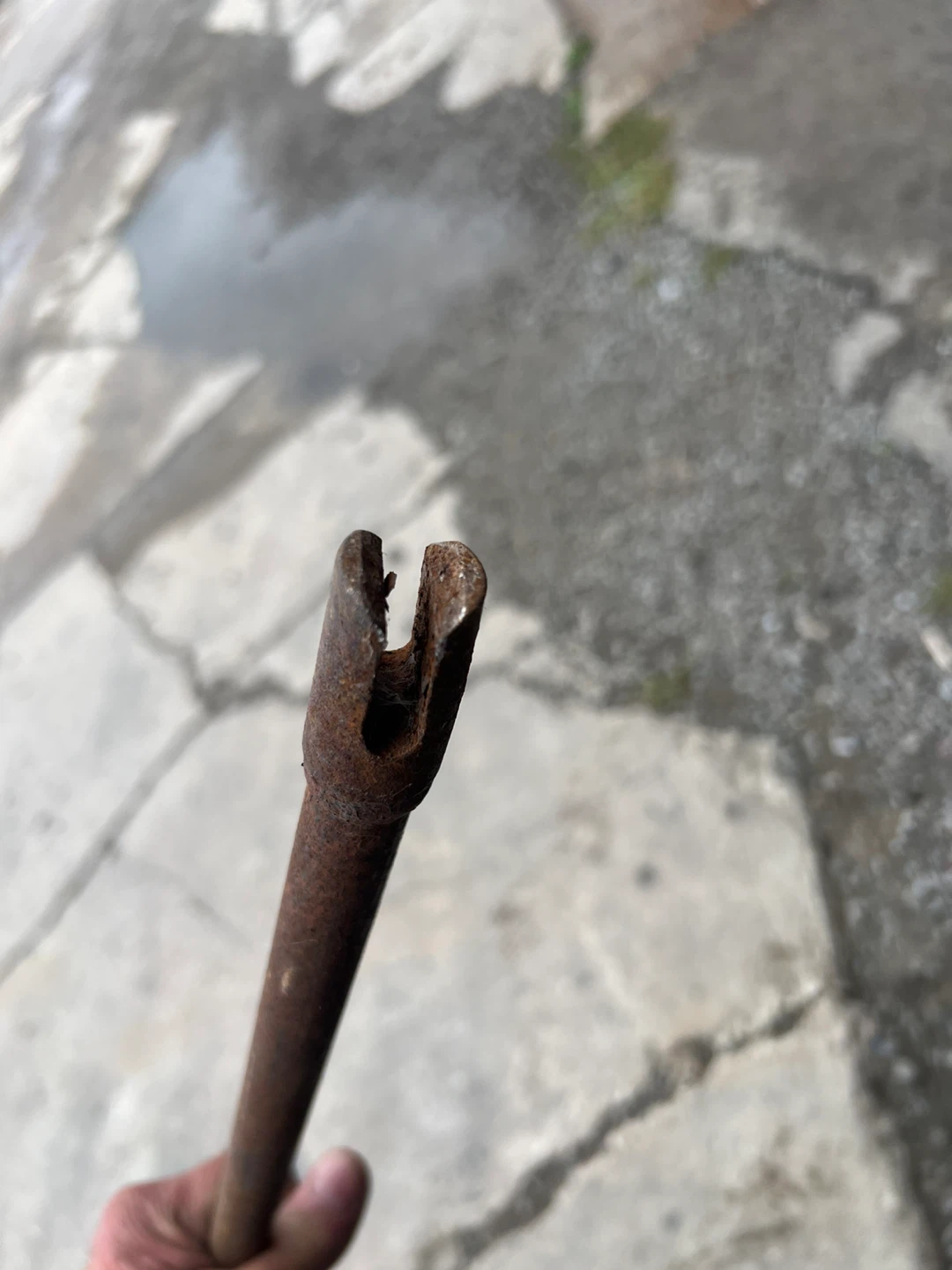 Water service key.  Metal T-Bar Tool - photo 4