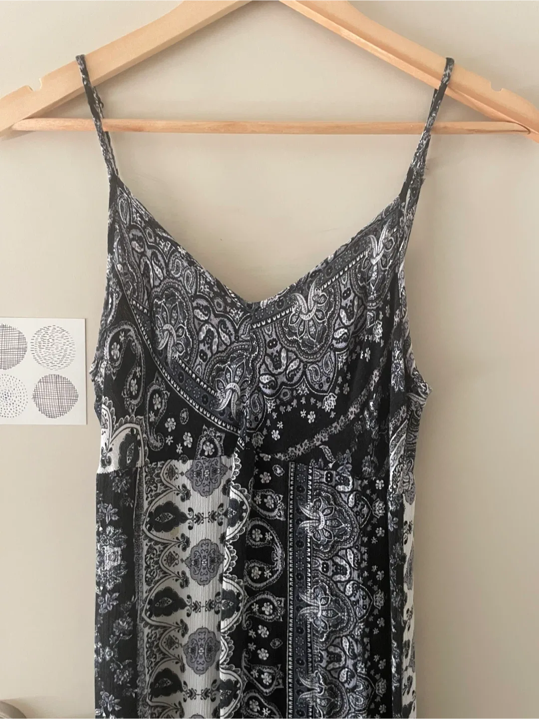 T.i.m.i.n.g Black & White Maxi Dress - Size S image indicator(2)