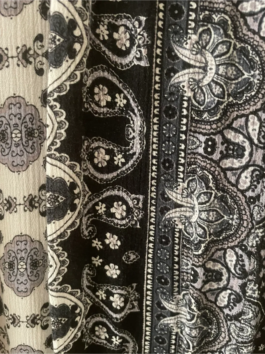 T.i.m.i.n.g Black & White Maxi Dress - Size S image indicator(3)