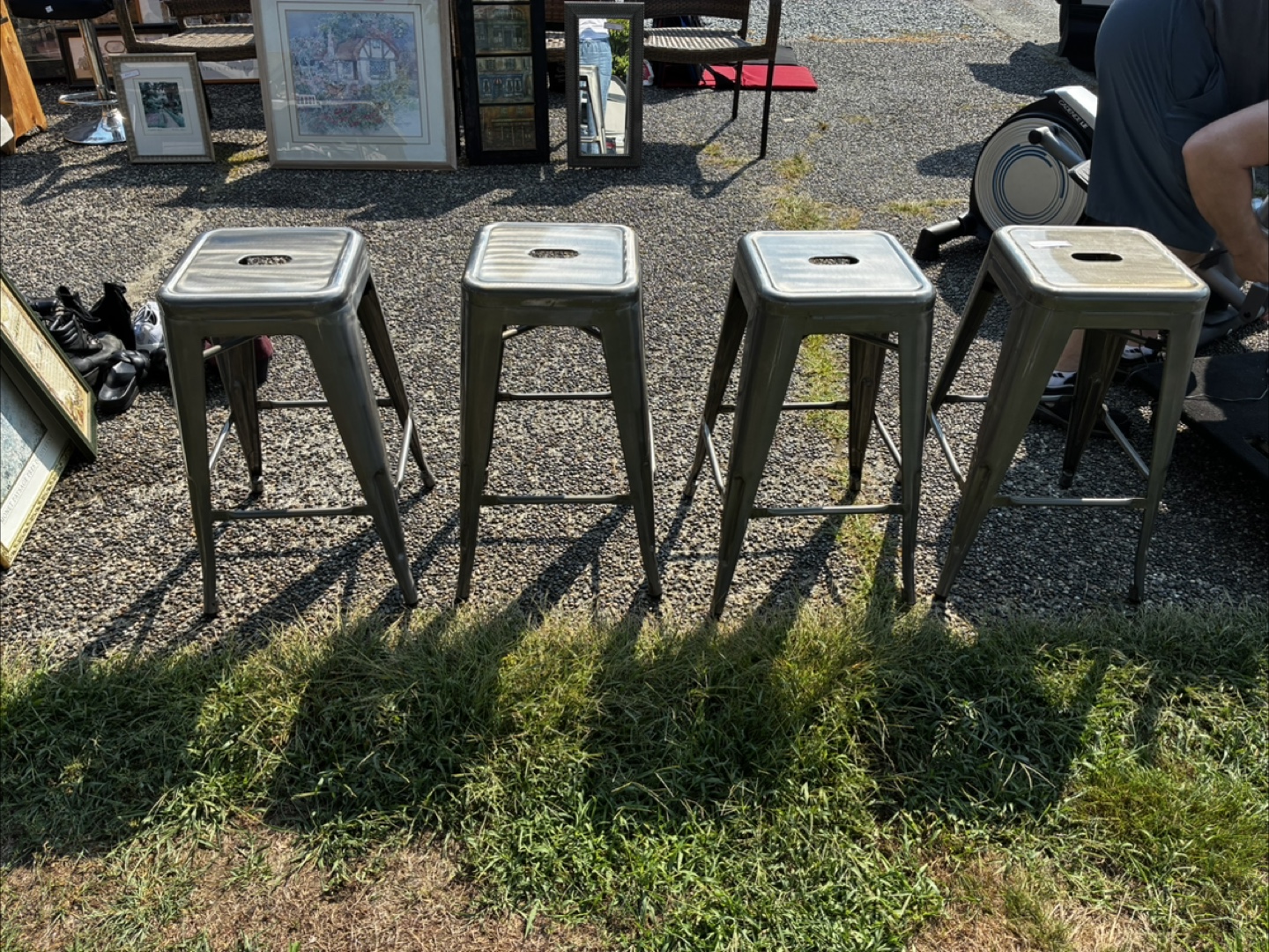 🥕4 Metal Bar Stools