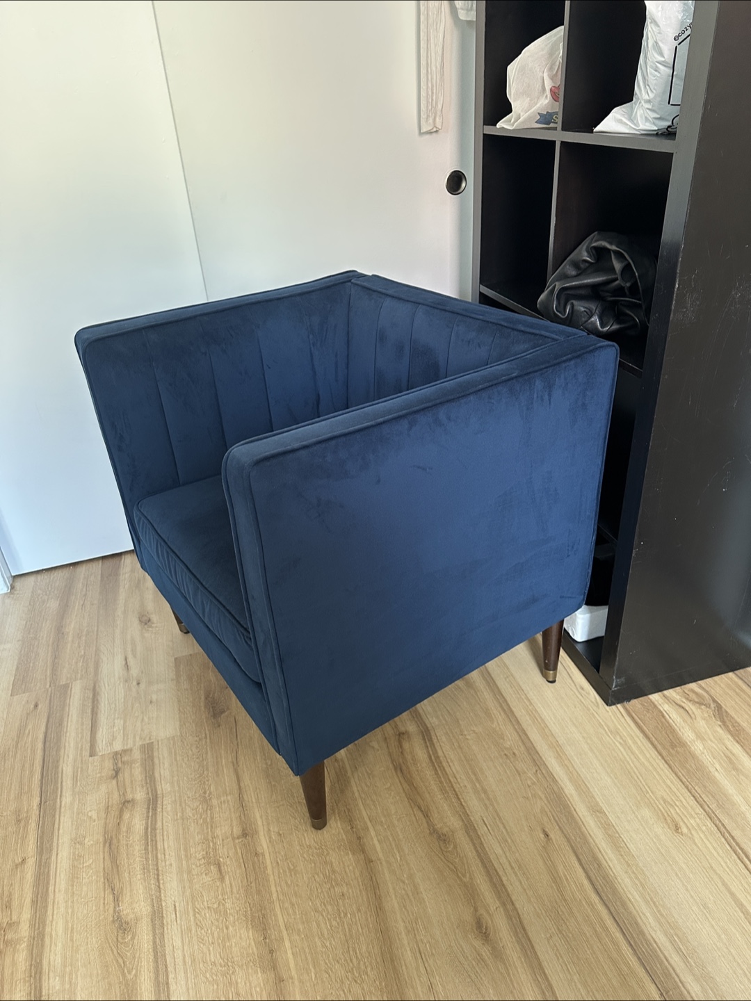 Blue Velvet Accent Chair - photo 3