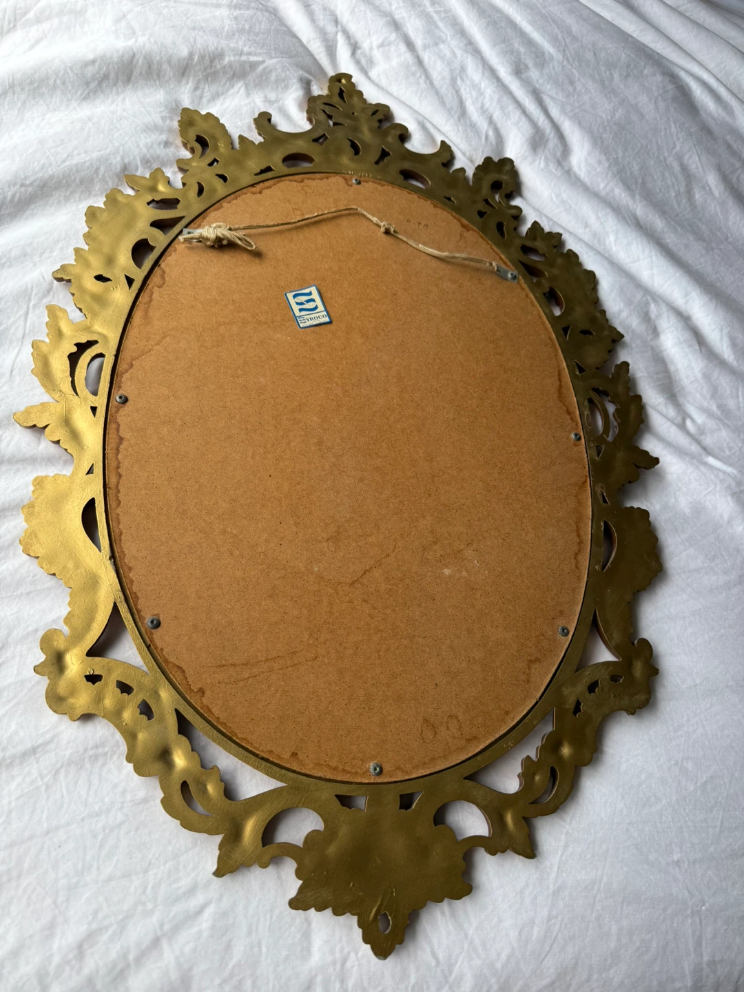 Vintage Oval Gold Mirror - photo 2