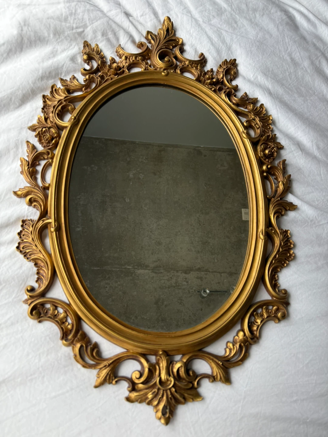 Vintage Oval Gold Mirror