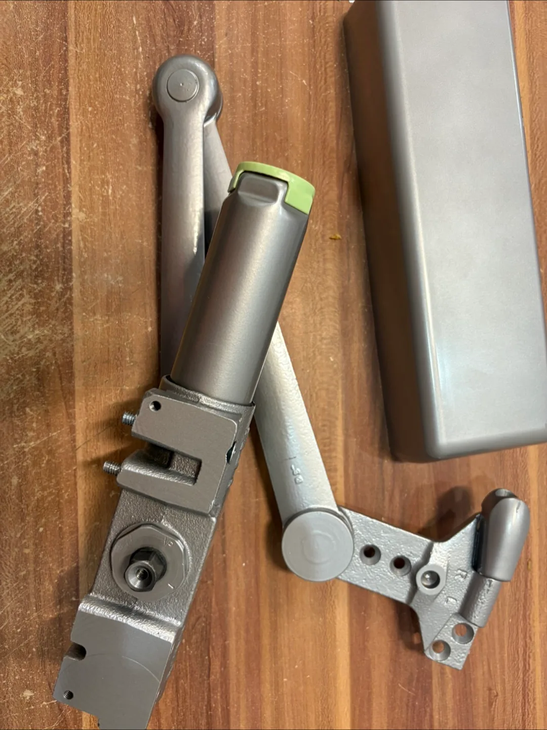 LCN 4040XP Door Closer Body 320G thumbnail