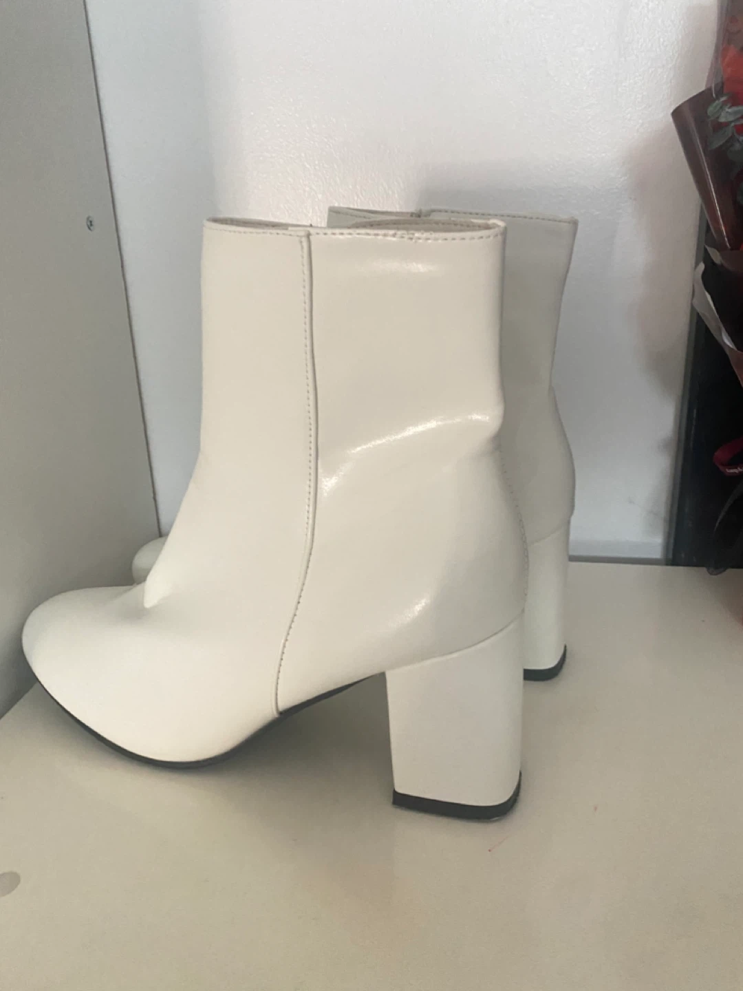 White Ankle Boots - photo 3