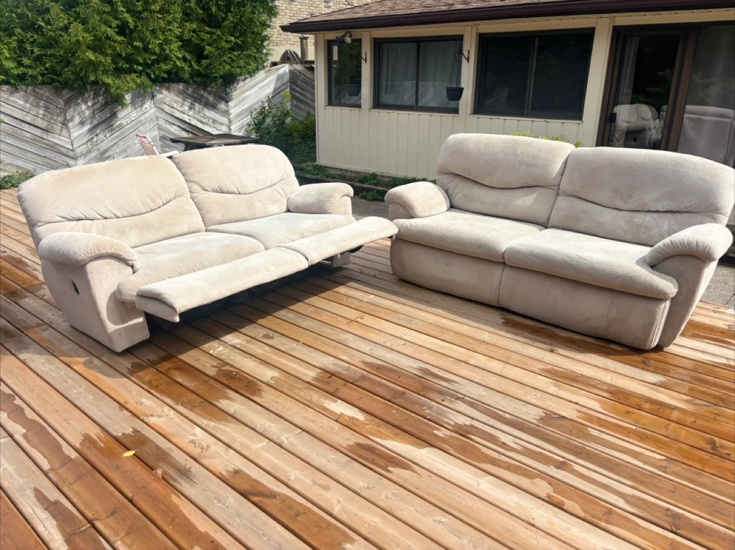 Beige Reclining Sofa and Loveseat Set image indicator(2)