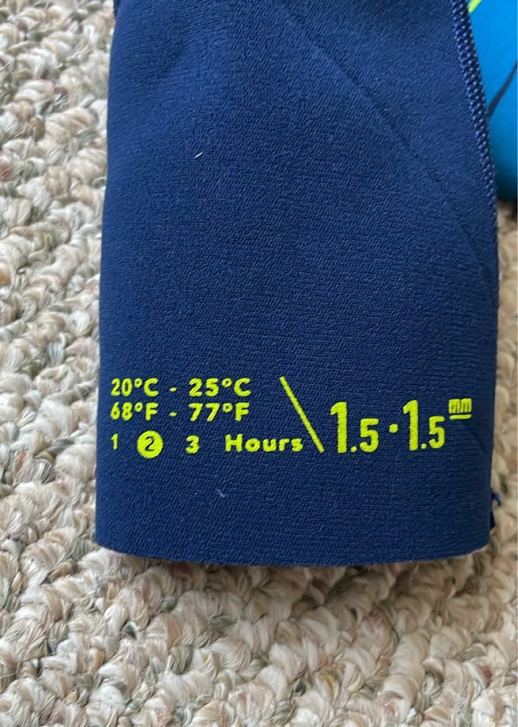 Wetsuit/bathing suit for 8 year old child image indicator(3)