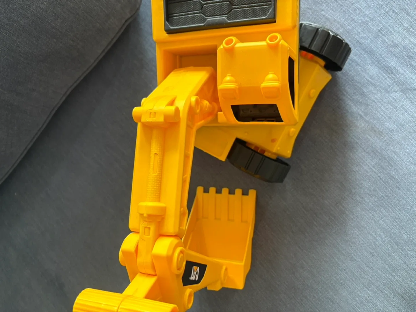 🥕🥕🥕CAT Excavator Toy - Yellow image indicator(2)