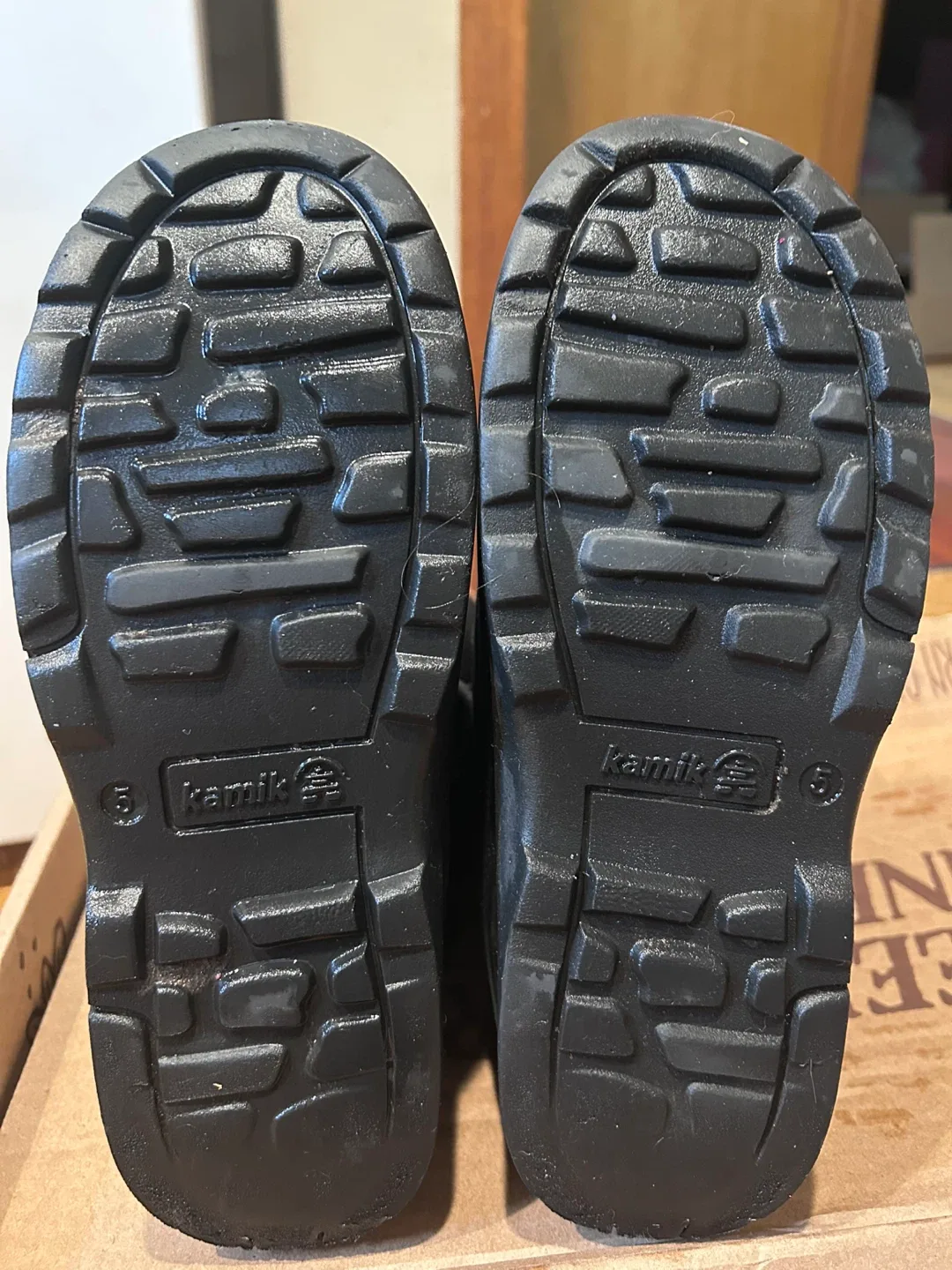 Kamik Black Snow Boots - Size 5 image indicator(3)