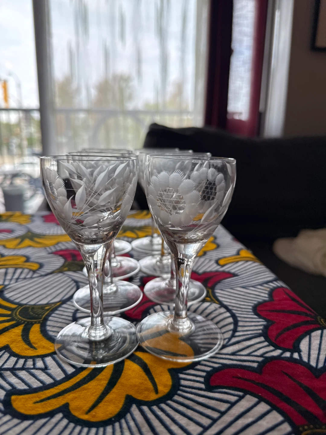 Set of 6 Etched Crystal (mini) Wine Glasses - photo 2