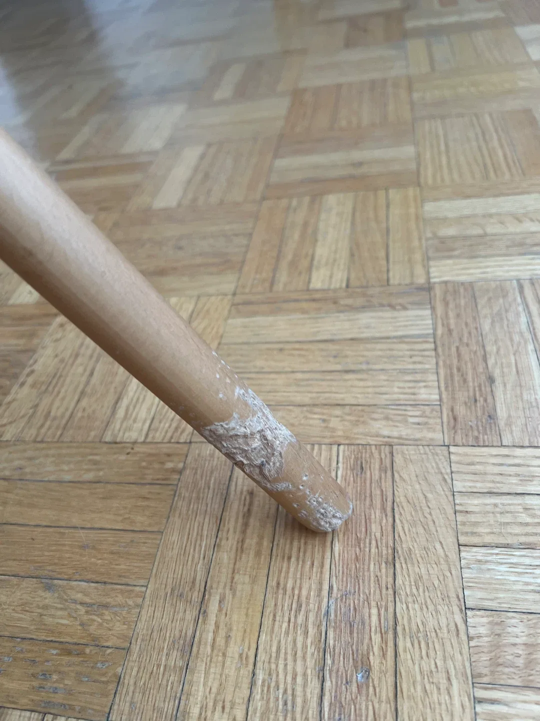 White Eames-Style Armchair image indicator(2)