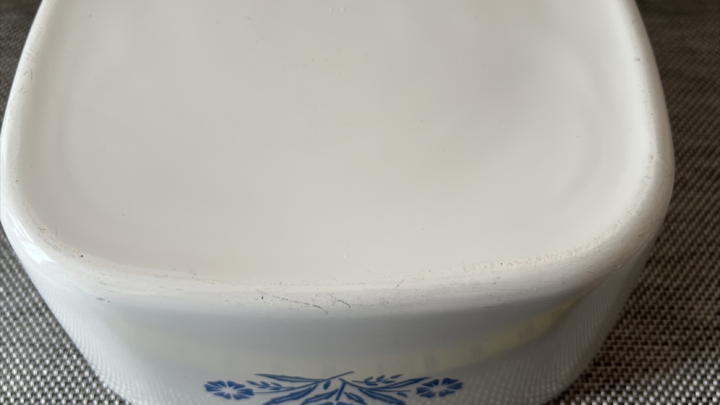 Vintage Late 60s Cornflower CorningWare 4 Qt Casserole w/Lid 🥕 - photo 5