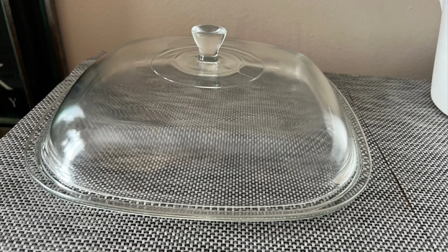 Vintage Late 60s Cornflower CorningWare 4 Qt Casserole w/Lid 🥕 image indicator(8)