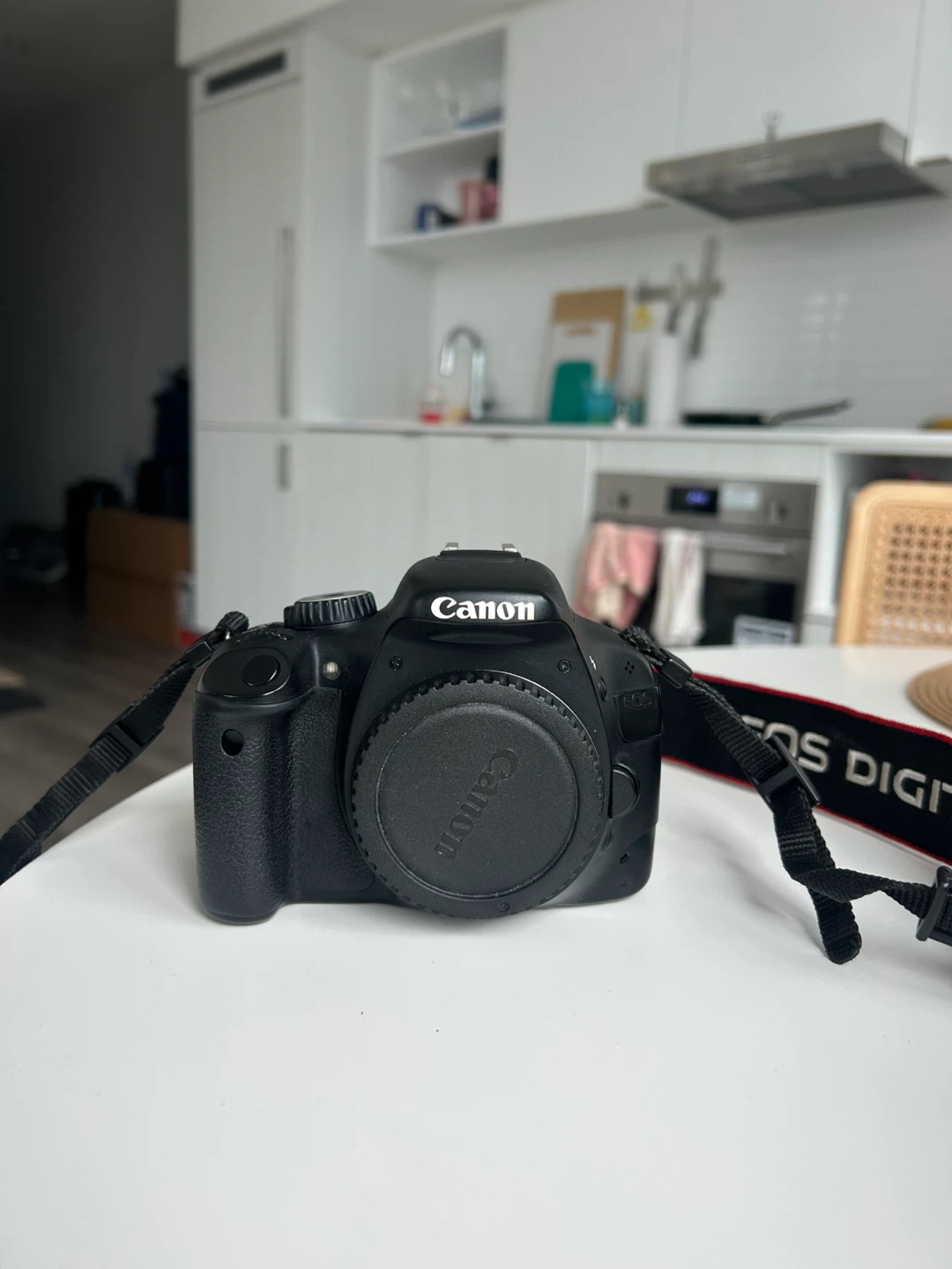 Canon EOS 550D + Canon EF-S 18-55mm IS Lens Kit - photo 3