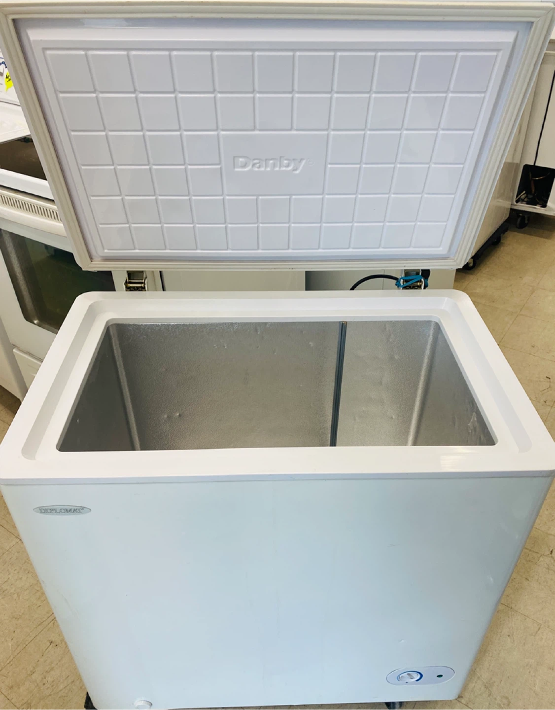 FREEZERS, big selection - photo 5