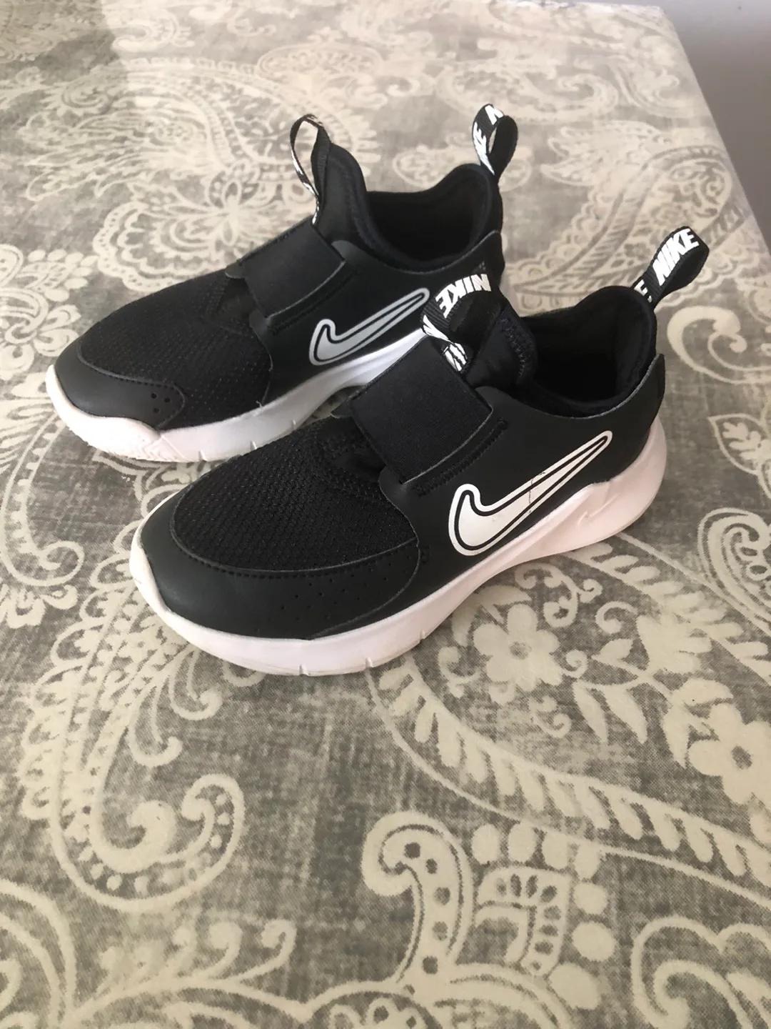 Nike Flex Runner 2 Kids' Black Sneakers size US 12 C thumbnail