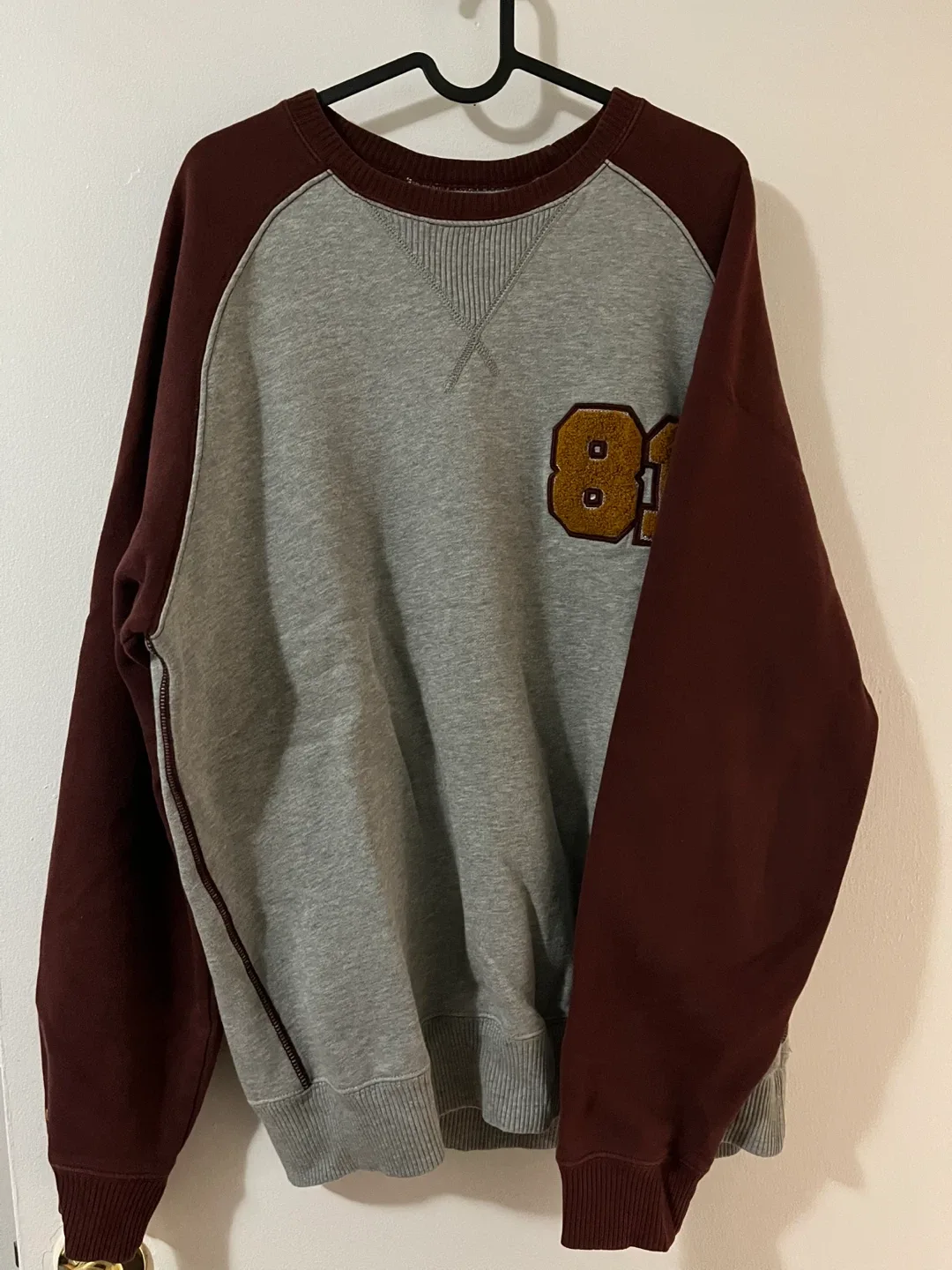 Guess Grey & Burgundy Sweatshirt - Size L thumbnail