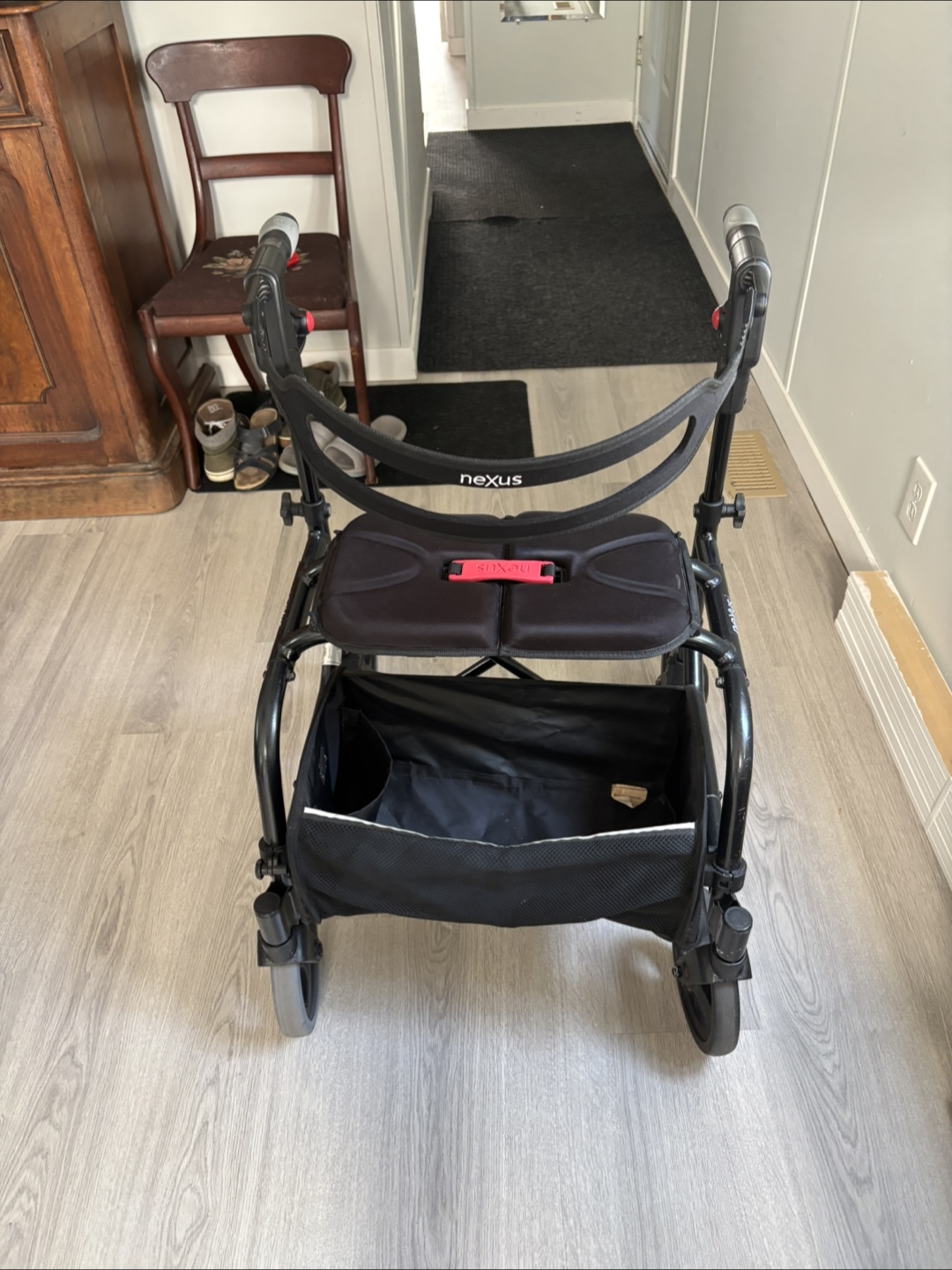 Nexus Walker with Seat - Black - photo 2