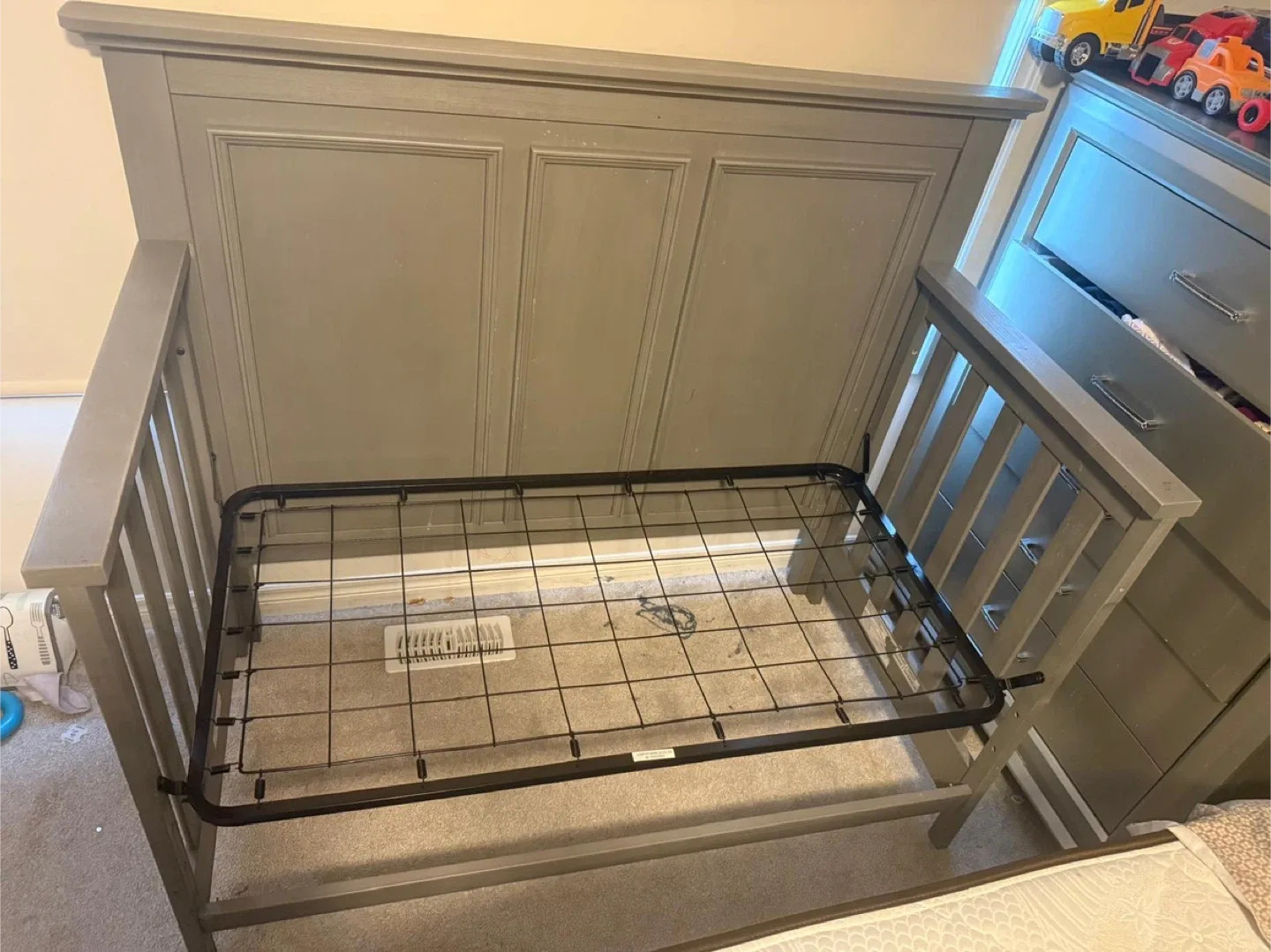 Grey Baby Crib thumbnail