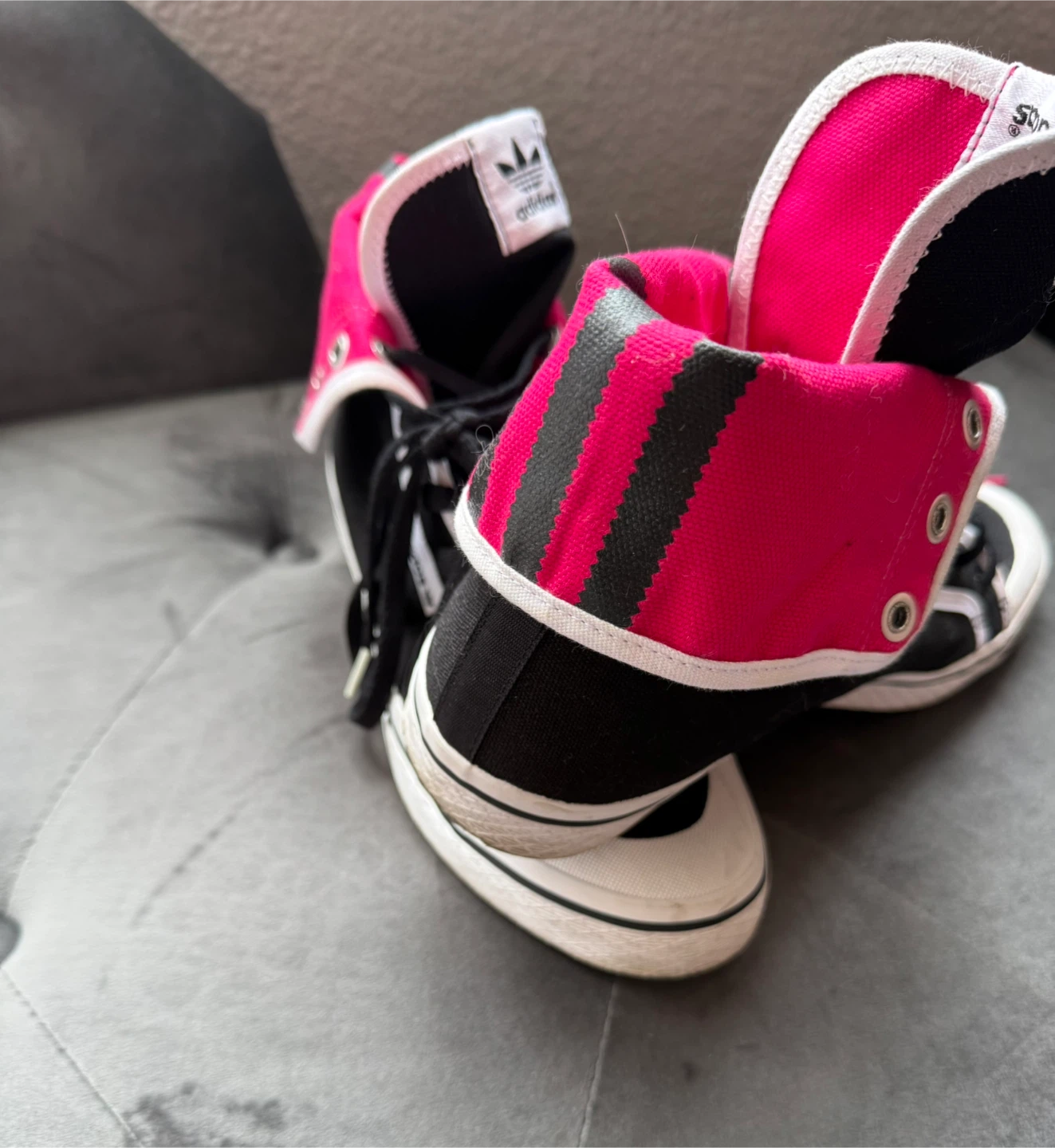 Adidas High Top Sneakers - Size 10 - photo 2