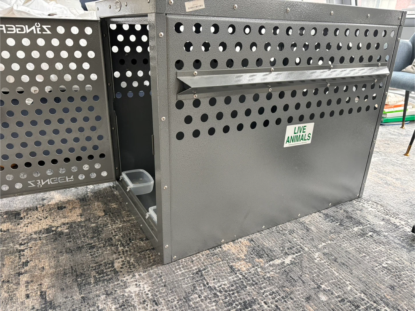 Zinger Winger Professional Dog Crate