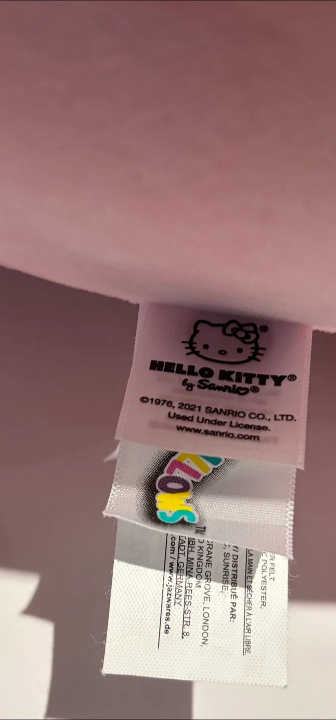 Huge Squishmallows Hello Kitty Scuba Gear 20-24" - Sanrio 2021 image indicator(4)