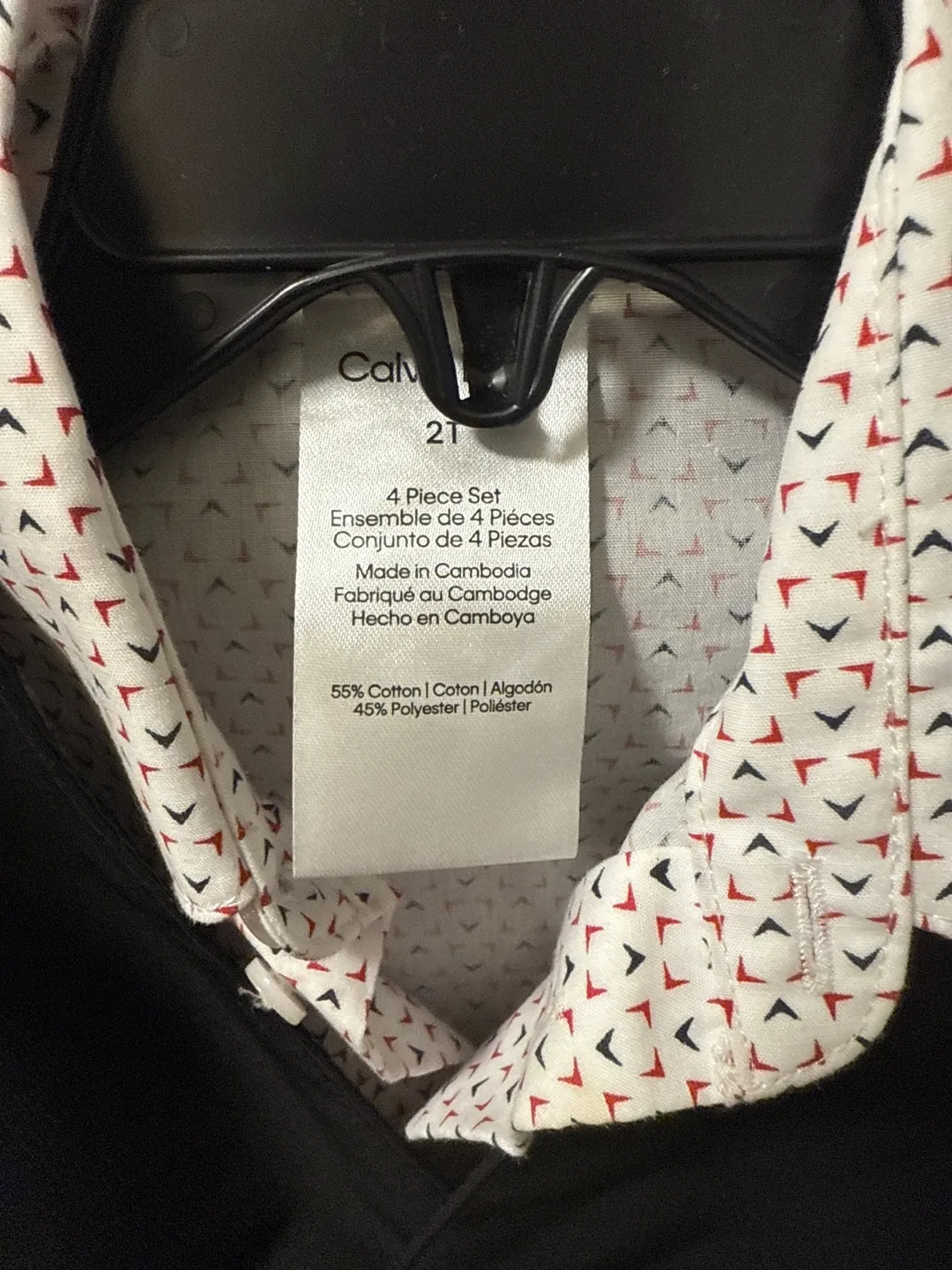 Calvin Klein Size 2T image indicator(3)