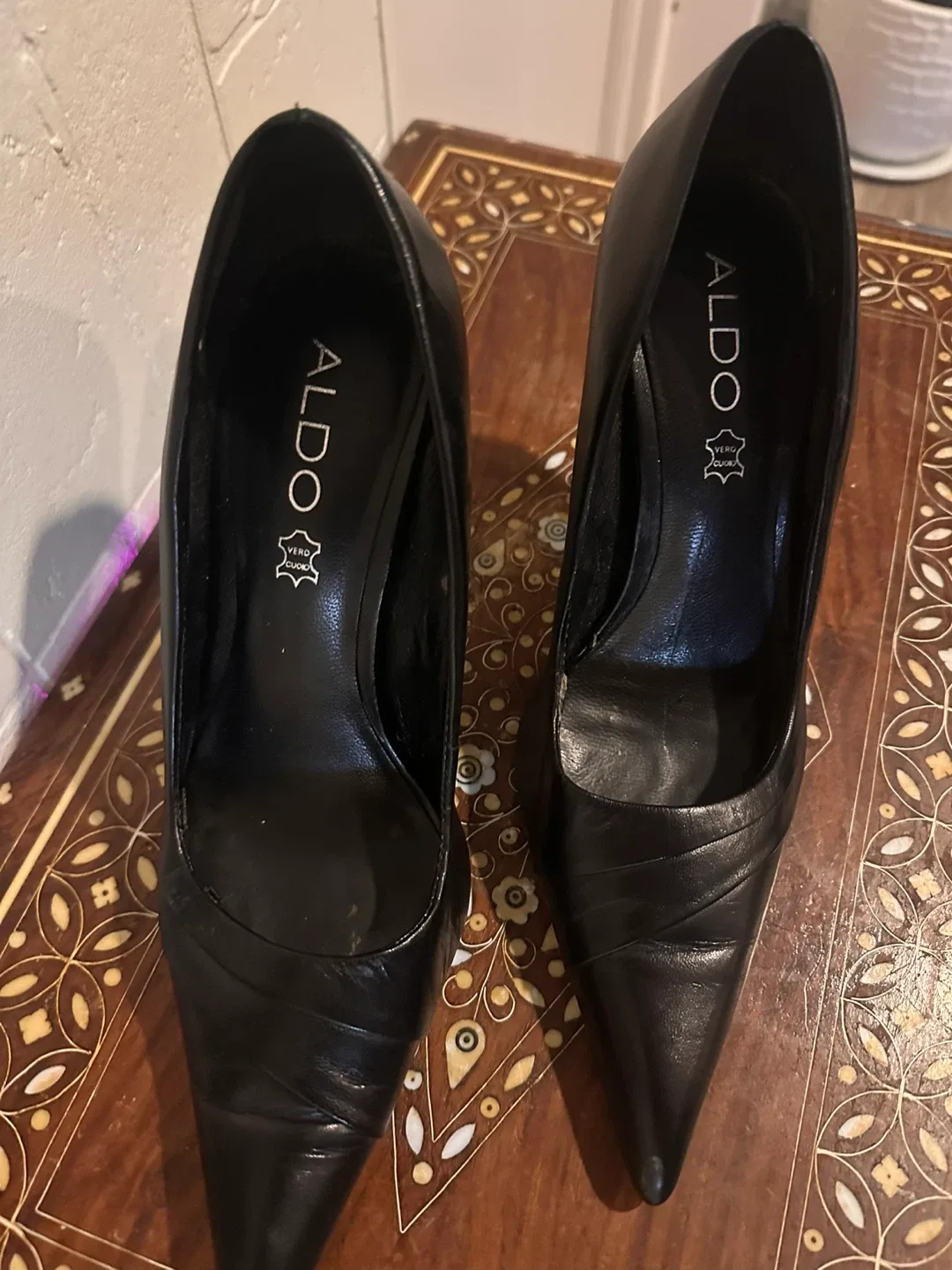 Aldo Black Pointed Heels - Size 37 image indicator(3)