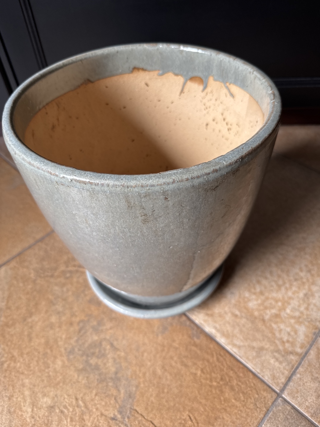 Sage Ceramic Plant Pot with Saucer 1 ft high 10 inches across - photo 2