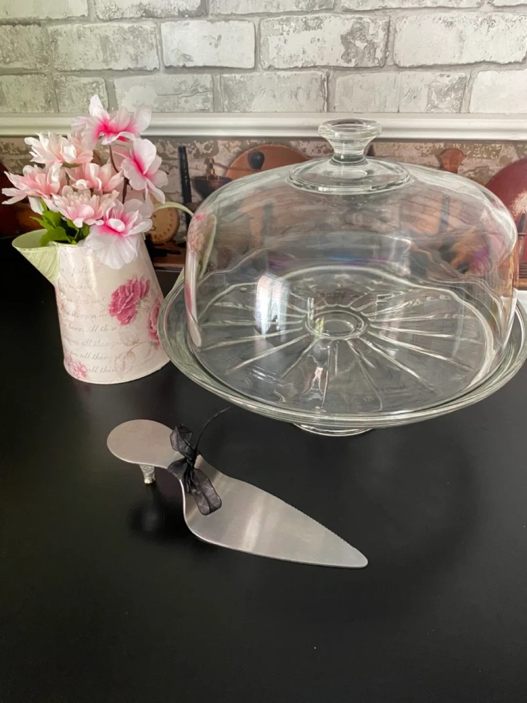 Stunning 2 piece glass cake stand with dome lid and cake server! thumbnail