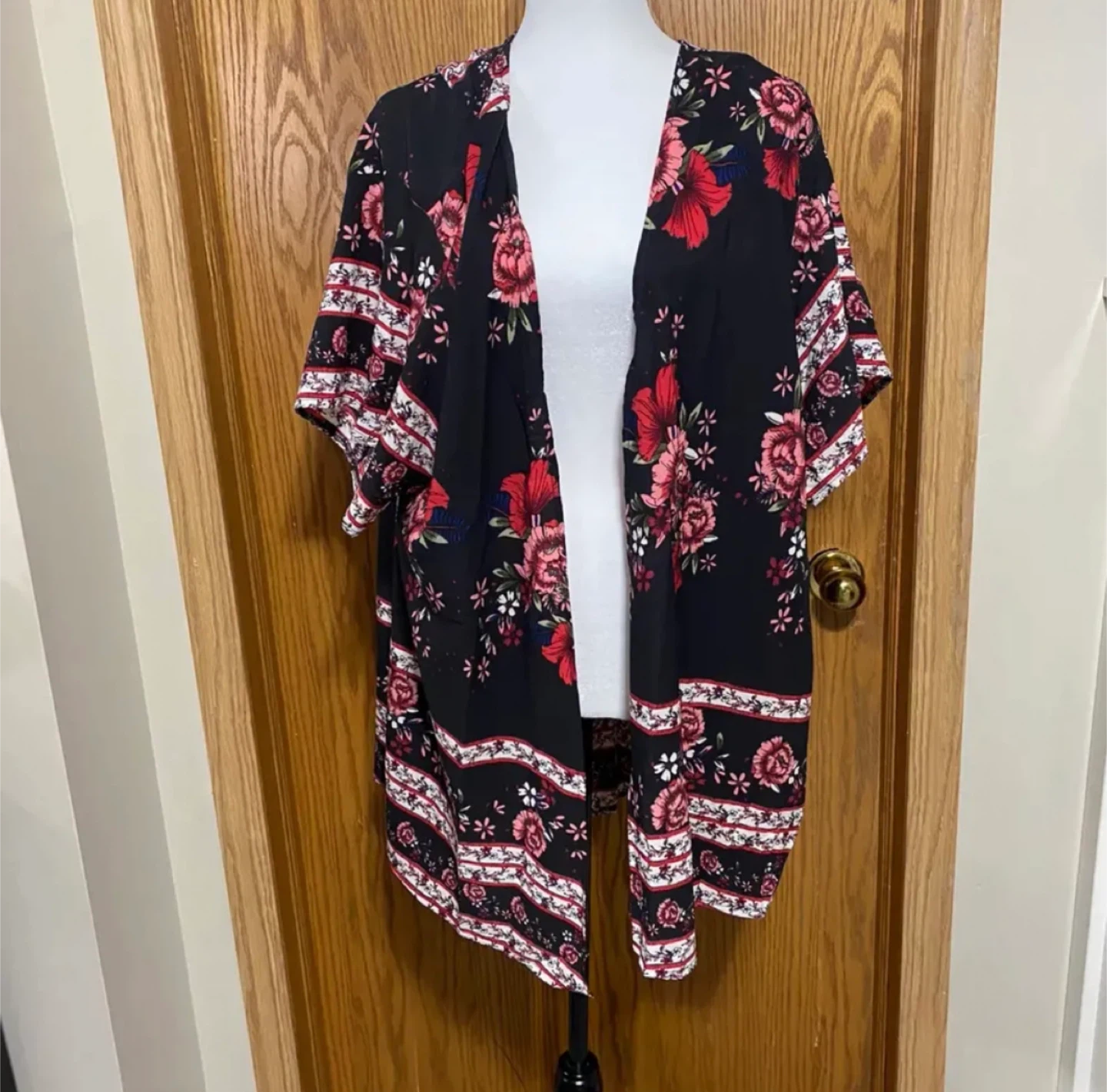 Plus Size Crepe Floral Print Kimono size 3x
