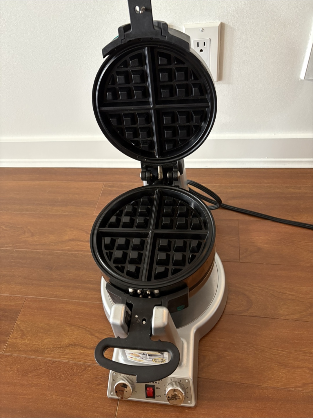Cuisinart Breakfast Central Waffle and Omelet Maker - photo 4